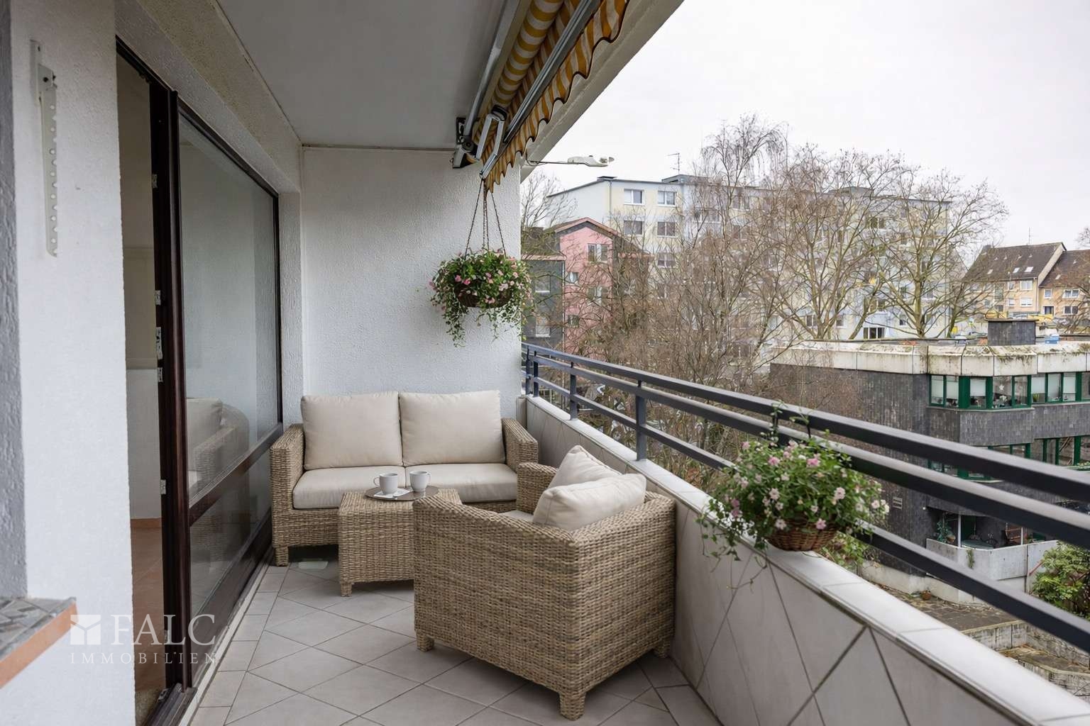 Balkon Einrichtungsbeispiel